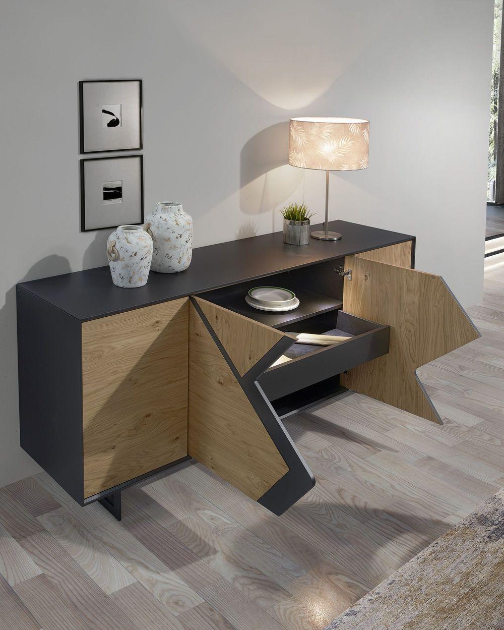 Enfilade 4 portes aux lignes raffinées  2