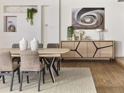 Enfilade moderne 4 portes avec détails en façade 