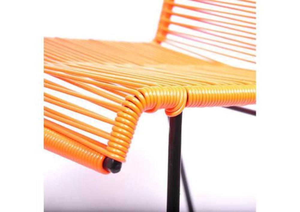 Chaise extérieure tressée avec accoudoirs légers 3