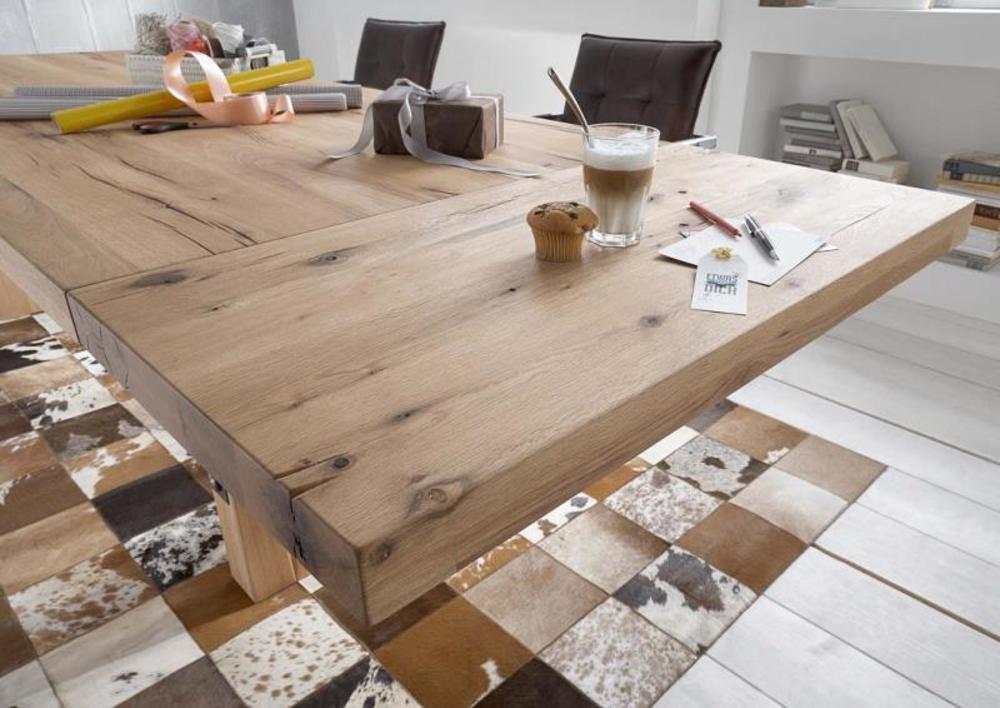 Table atypique chêne massif avec veinage 2