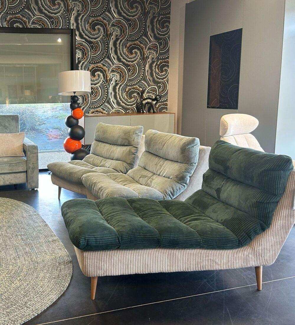 Canapé modulable avec méridienne en tissu velours