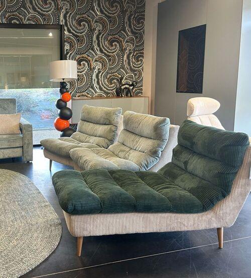 Canapé modulable avec méridienne en tissu velours