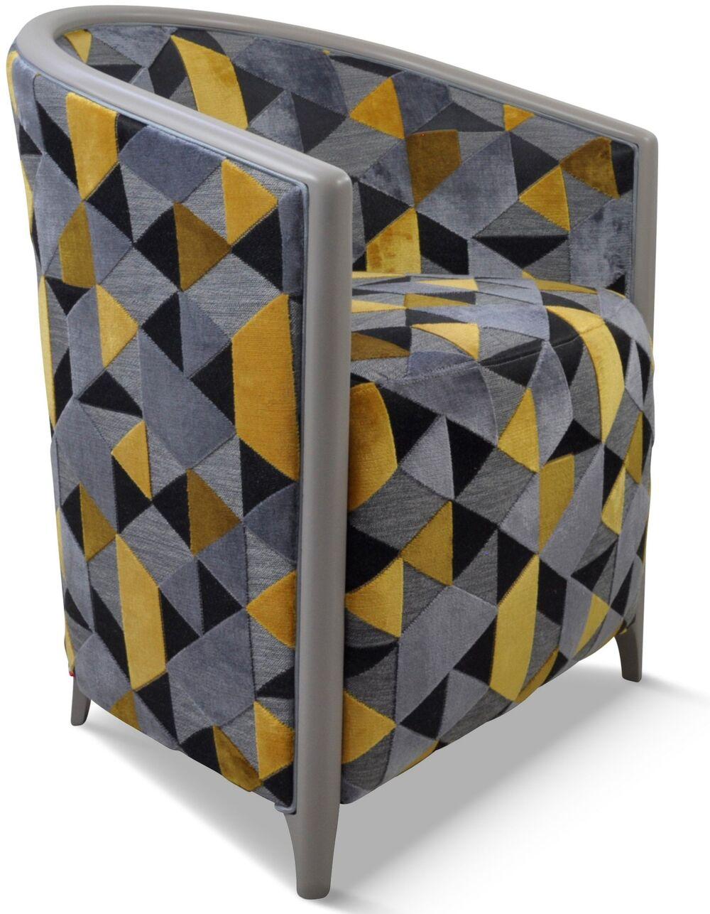 Petit fauteuil raffiné sur mesure 3