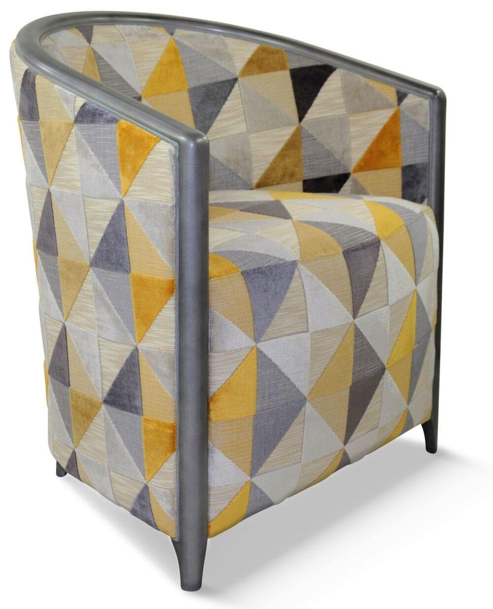 Petit fauteuil raffiné sur mesure 4