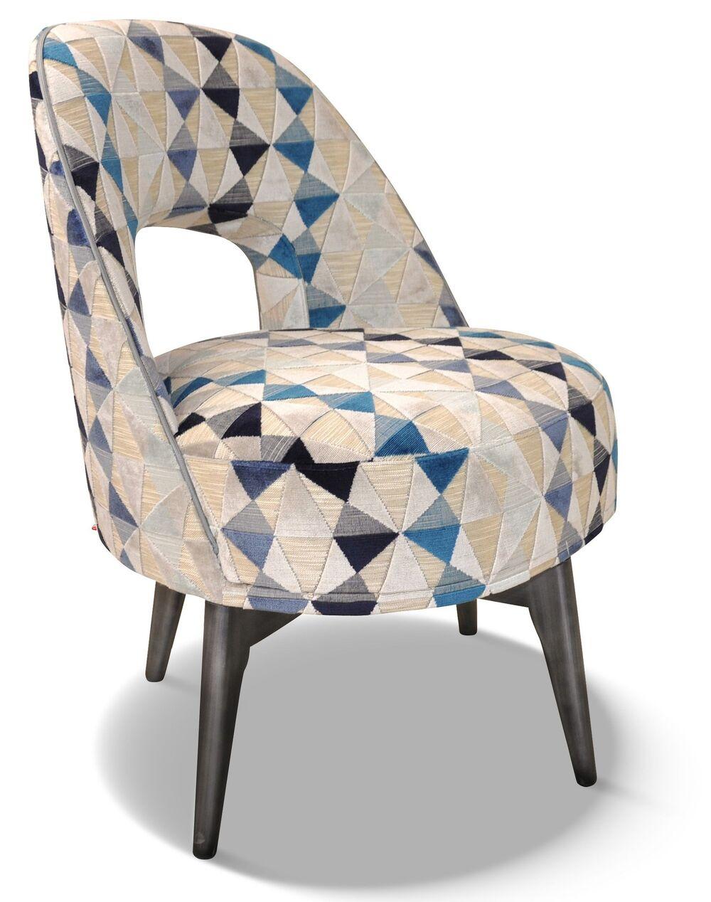 Concevez un fauteuil pivotant unique et personnalisable  2