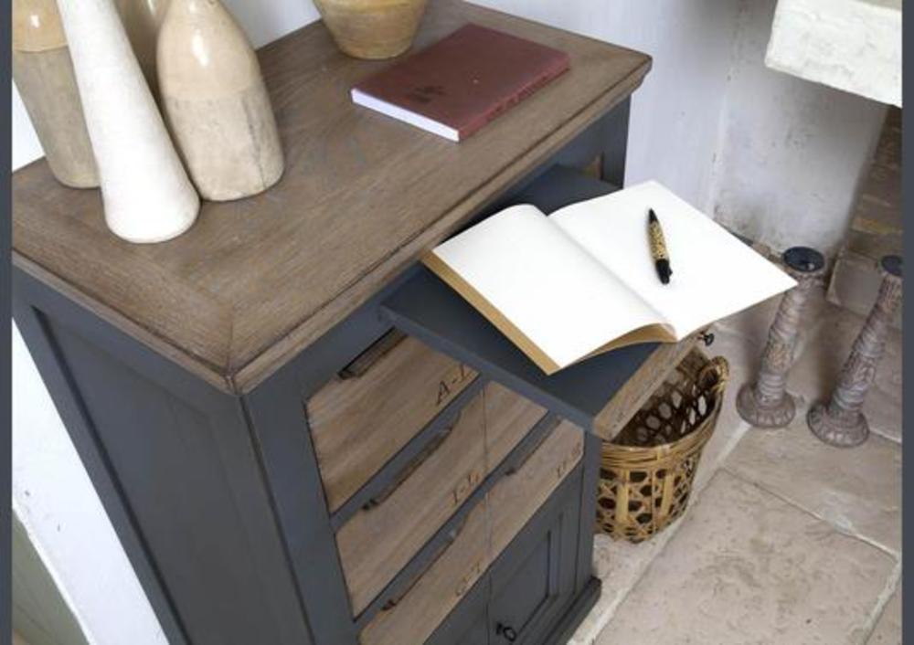 Table carrée au charme campagnard avec 1 allonge 2