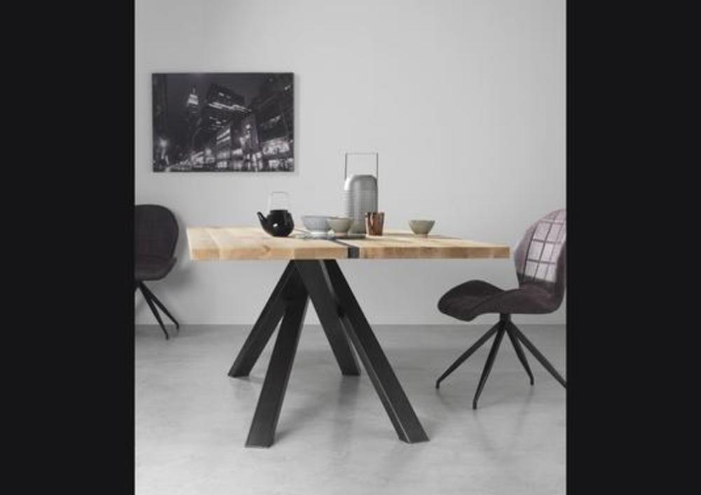 Table de repas pieds métal noir croisés 3