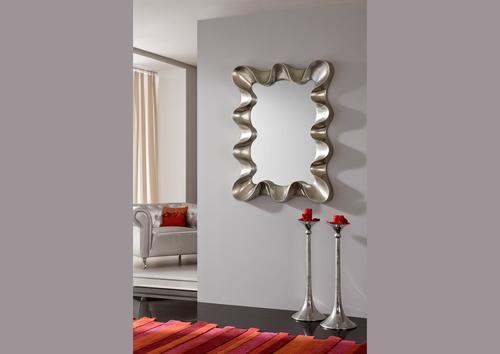 Miroir aux formes originales argent