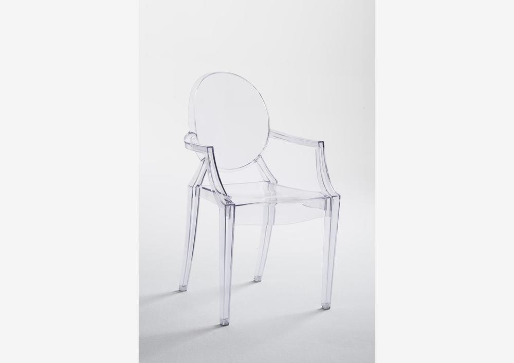 Chaise fauteuil design transparent 1
