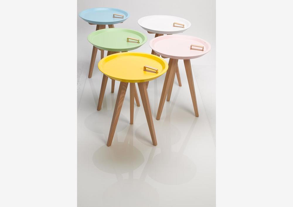 Petite table de salon style rétro blanche 2