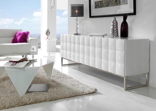 Enfilade laquée blanche 4 portes, pieds chromé