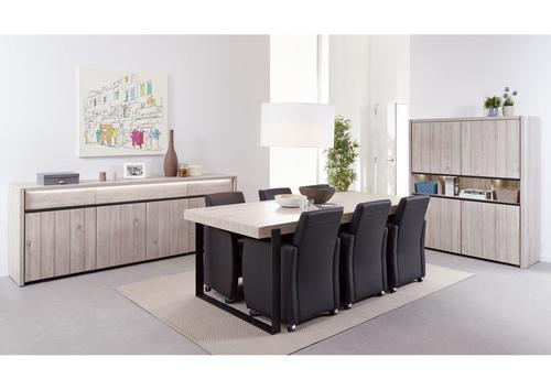 Table contemporaine pieds laqué noir