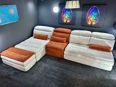 Canapé modulable dossiers avance recule avec pouf terminal en option