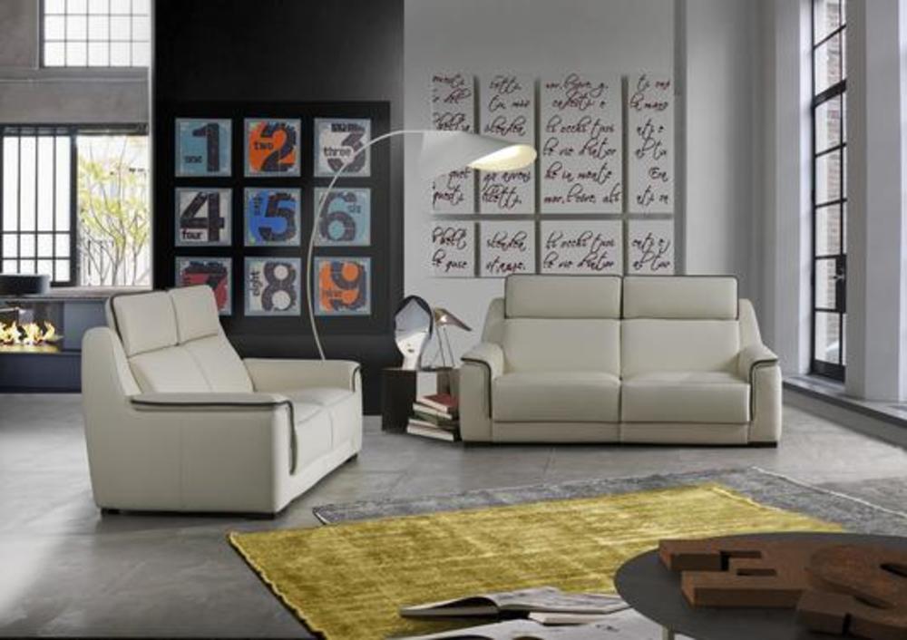 Canapé 3 places beige avec assise confortable