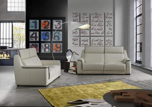 Canapé 3 places beige avec assise confortable