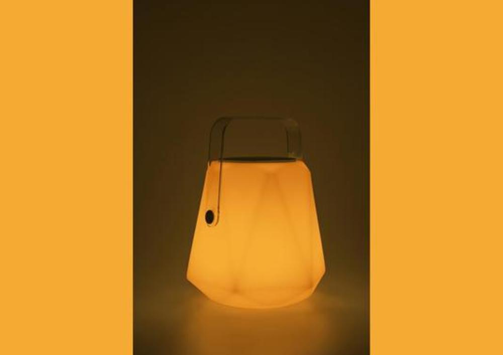 Lampe avec enceinte Bluetooth colorée 2