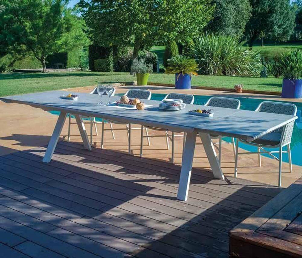 Table de jardin extensible géante 2