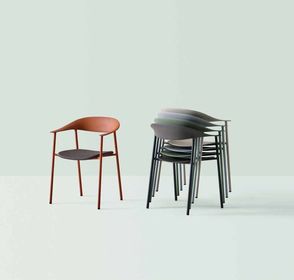 Fauteuil empilable coloris personnalisable  3