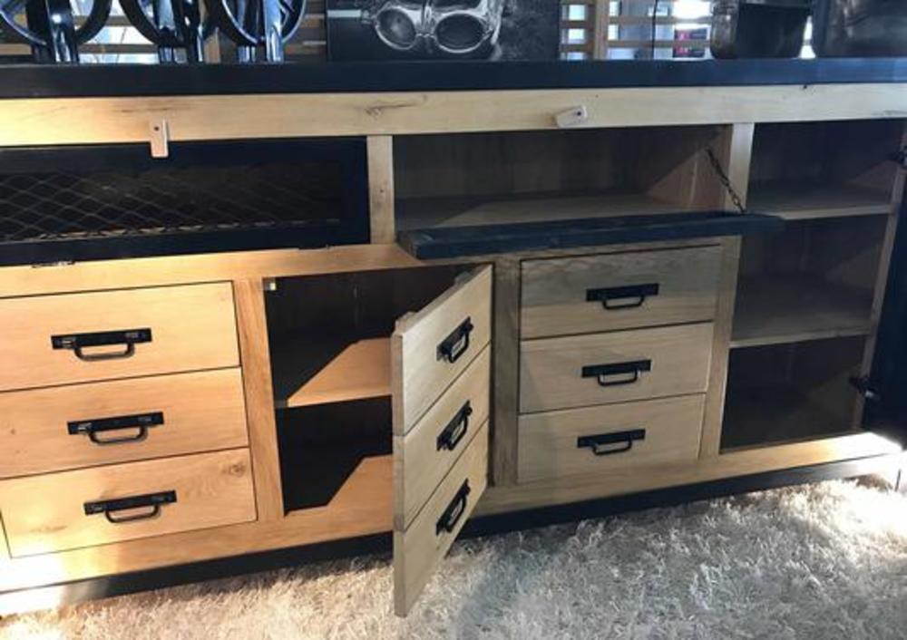 Enfilade style atelier en fer et bois style atelier 2