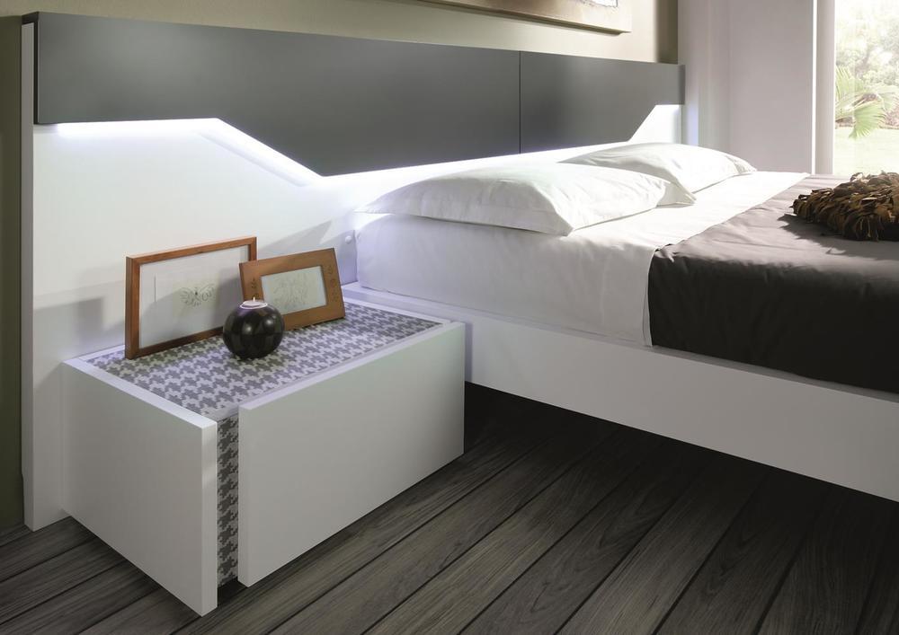 Chevet moderne en mélmainé blanc et marron 3