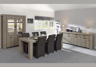 Table originale pieds larges, lignes droites et moderne
