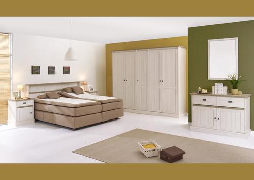 Armoire 5 portes battantes élégante lignes épurées