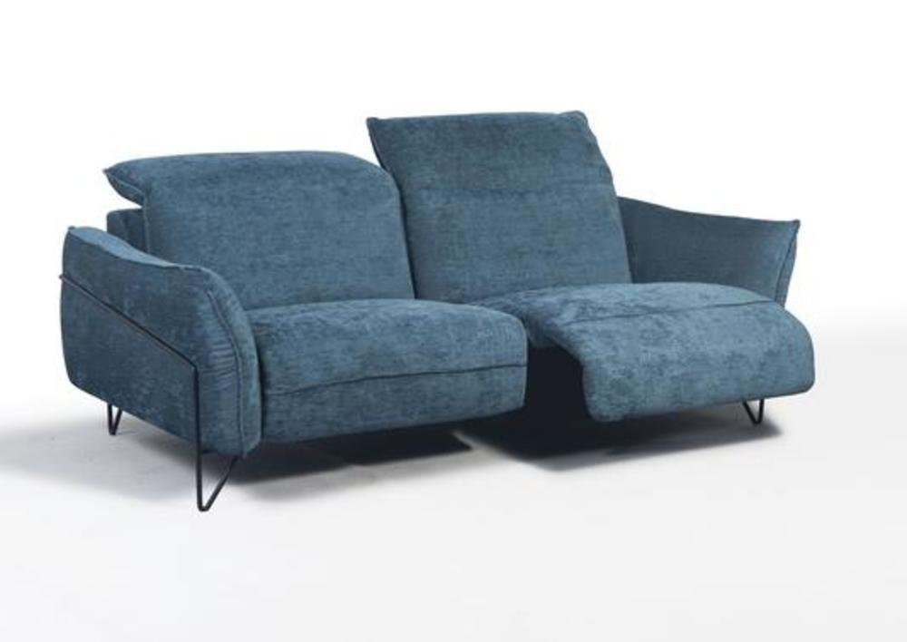 Canapé contemporain 2,5 places fixes avec piètement en forme d'épingle  2