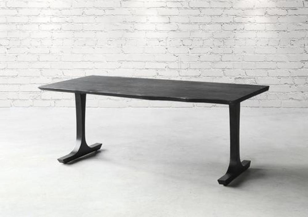 Table industriel en bois recyclé et pied acier en T 2