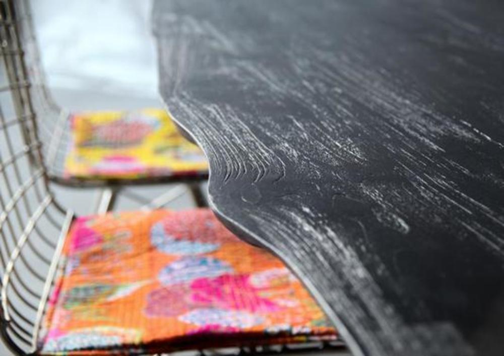 Table industriel en bois recyclé et pied acier en T 3