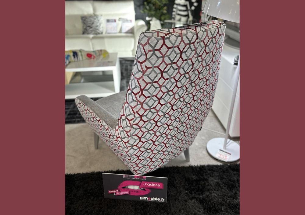 Joli fauteuil original et personnalisable  2