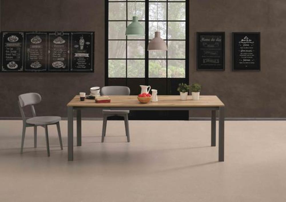 Grande et large table en bois et métal avec allonge 2