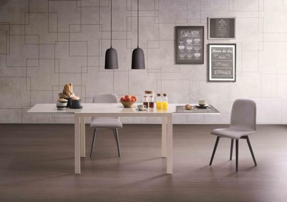 Table rectangulaire en métal et bois