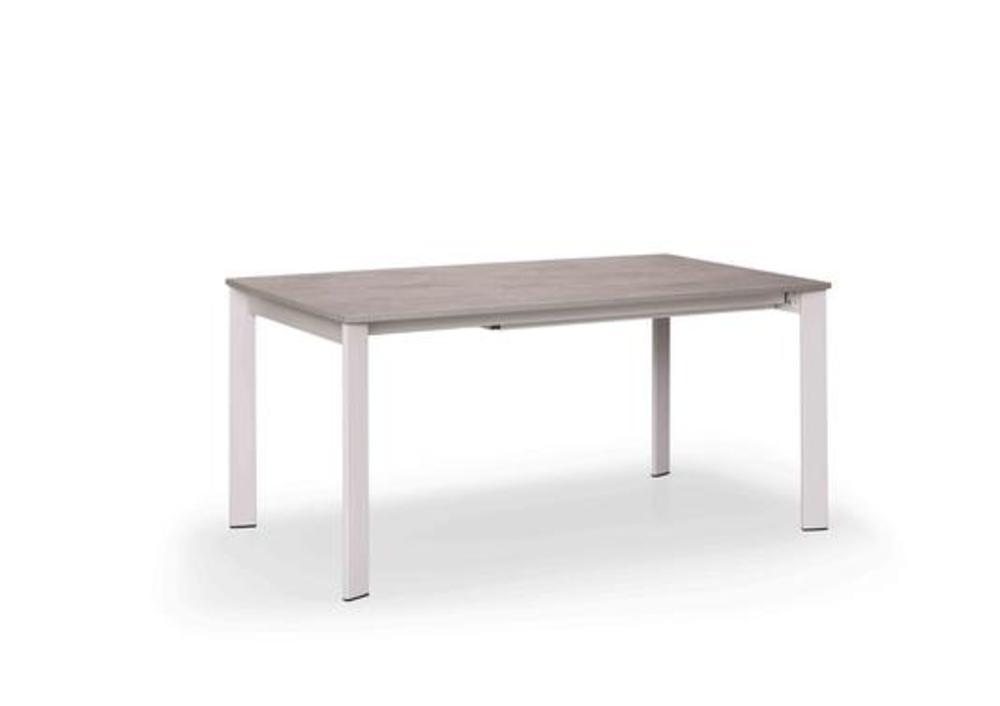 Table en métal avec plateau en bois