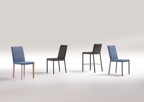 Chaise droite style vintage