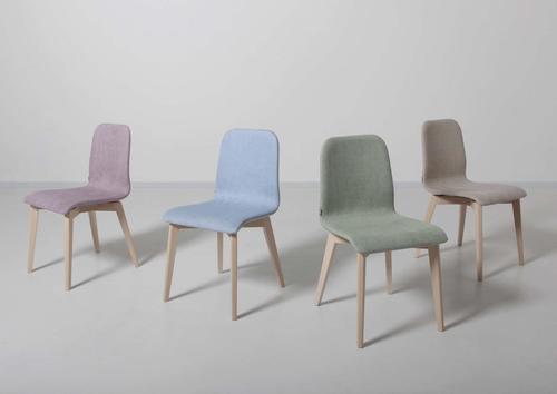 Chaise style rétro bois et tissus