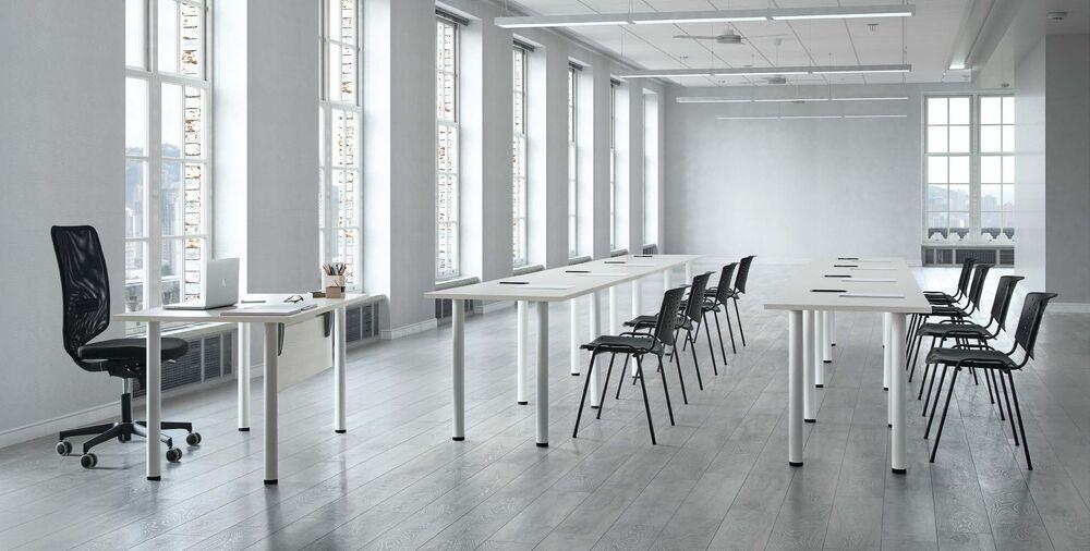 Bureau simple pour salle de conférence 