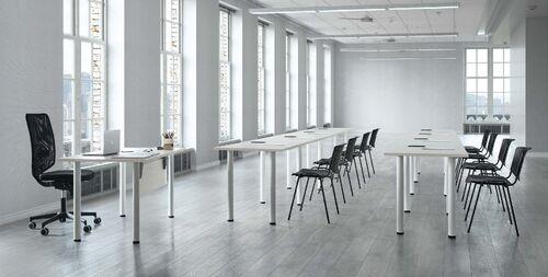 Bureau simple pour salle de conférence 