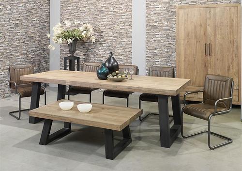 Table de salon style atelier en chêne