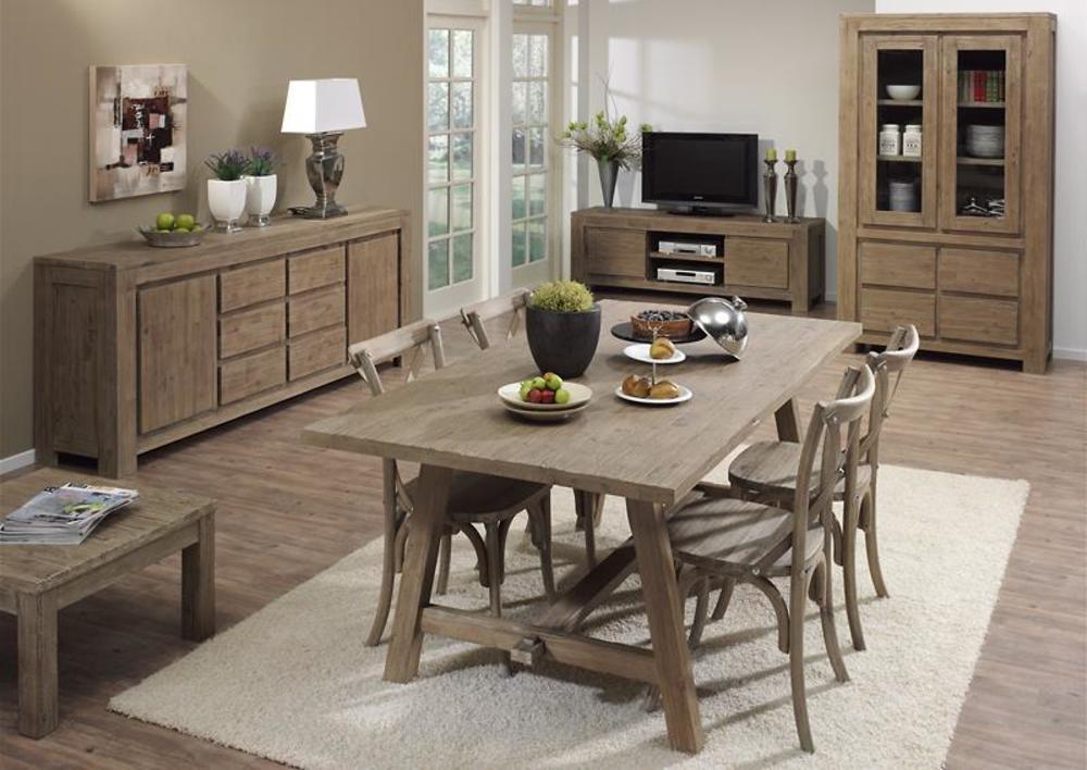 Chaise originale en acacia massif