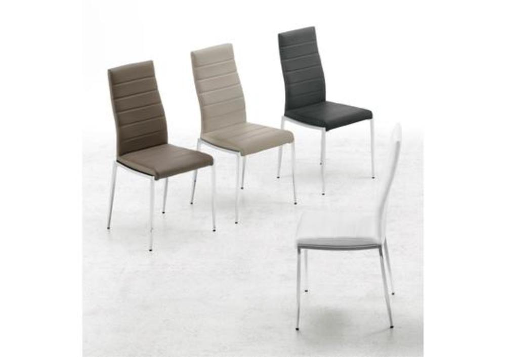 Chaise aux pieds colorés apparents sur l'assise 2