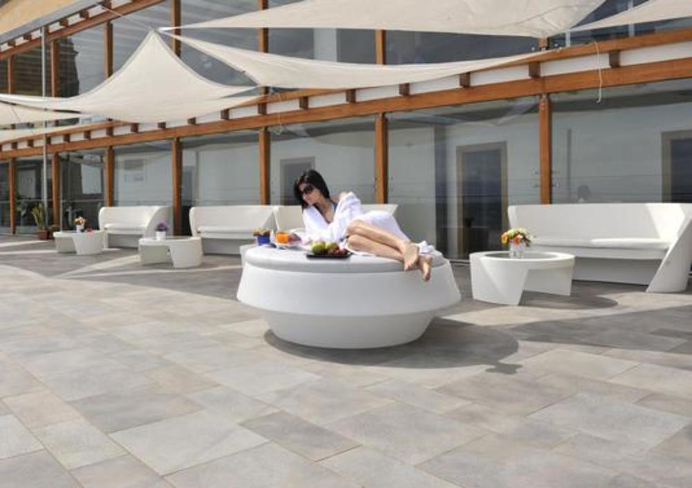 Grand pouf rond lumineux 2