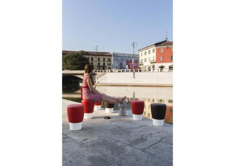 Tabouret conique bicolore 4