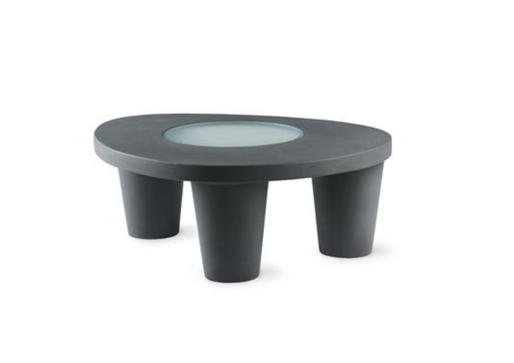 Table basse ovale avec larges pieds