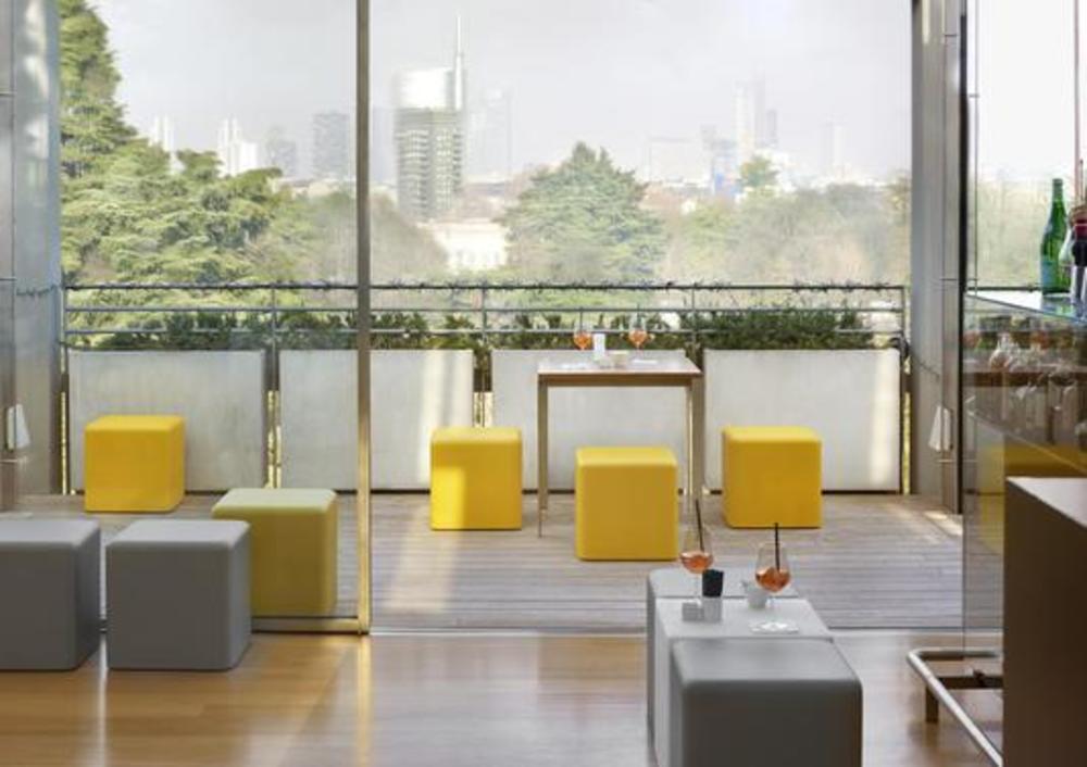 Pouf cubique coloré  2