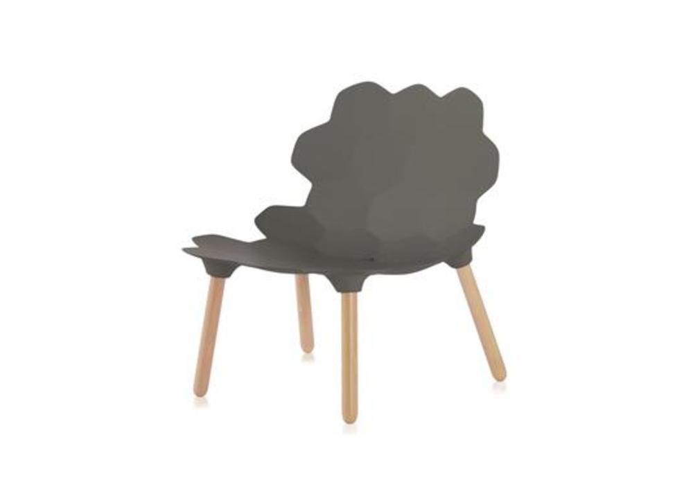 Chaise à l'assise en carreaux hexagonaux 3