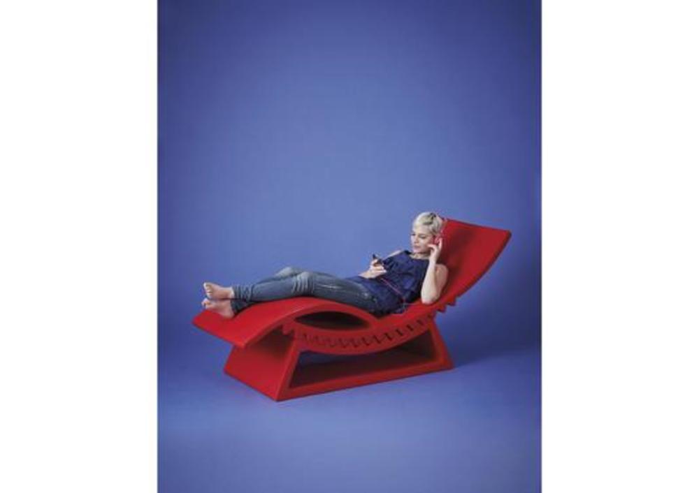 Chaise longue à renverse réglable 3