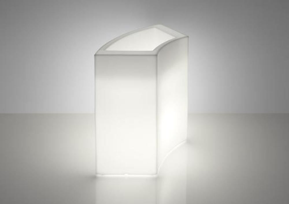 Bar à glace courbe et lumineux 2