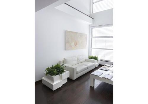 Grand pot cubique à formes géométriques