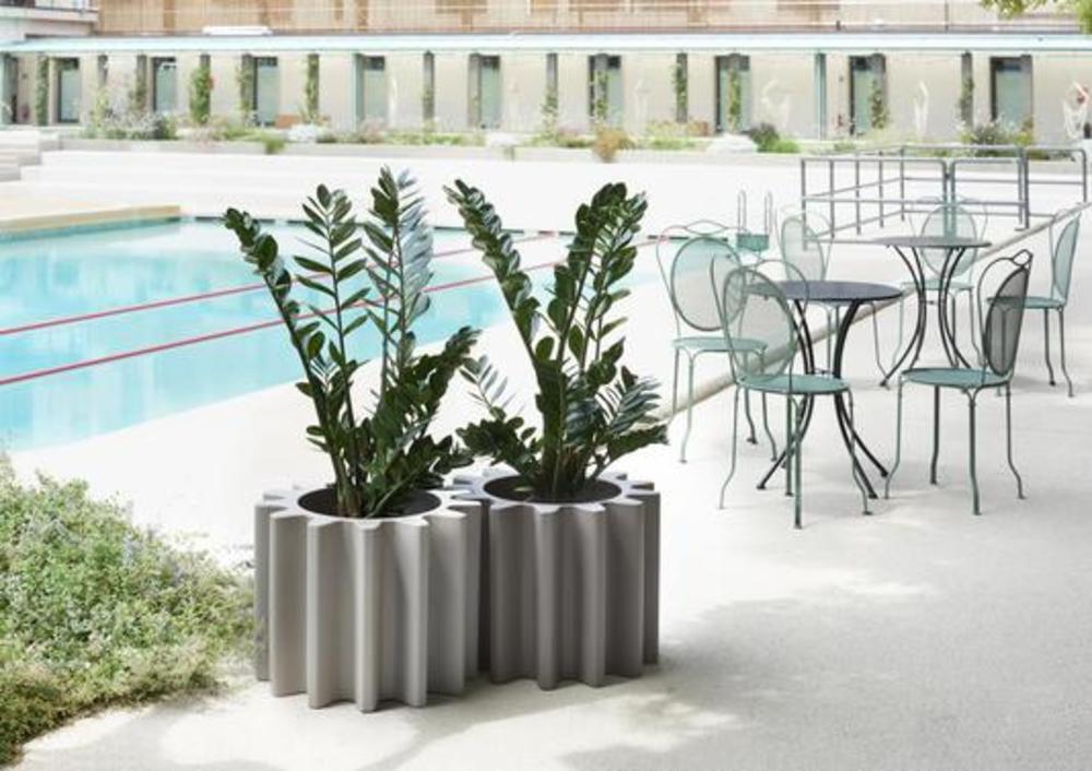 Grand pot en forme d'engrenage 2