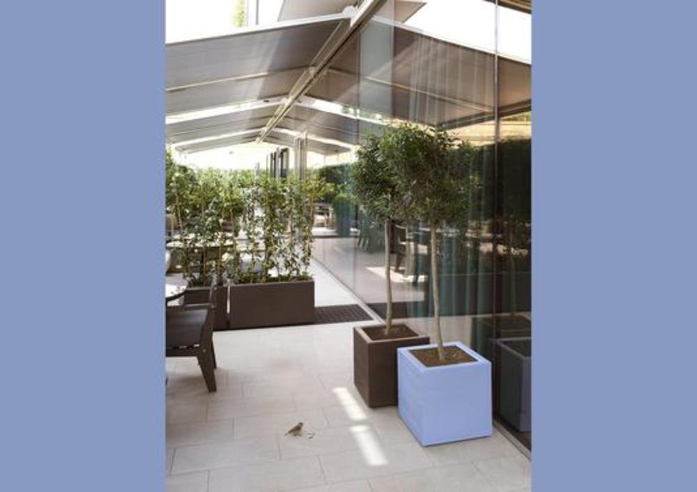 Pot en cube coloré 1